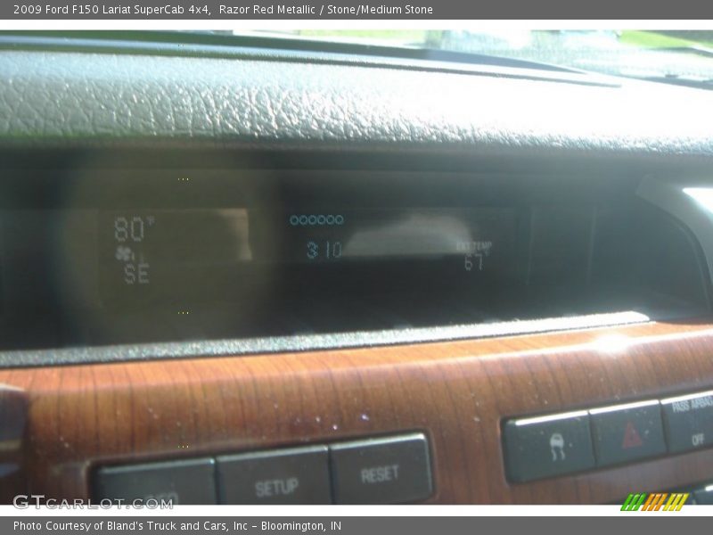 Razor Red Metallic / Stone/Medium Stone 2009 Ford F150 Lariat SuperCab 4x4