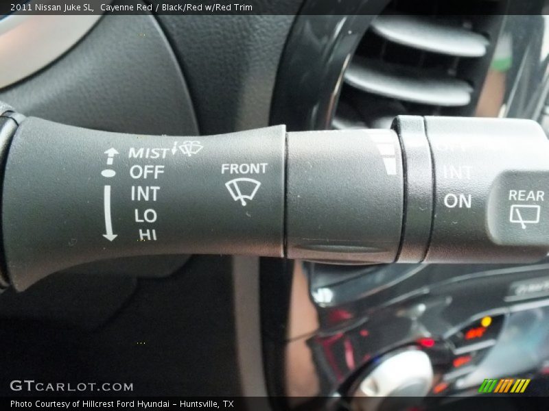 Controls of 2011 Juke SL