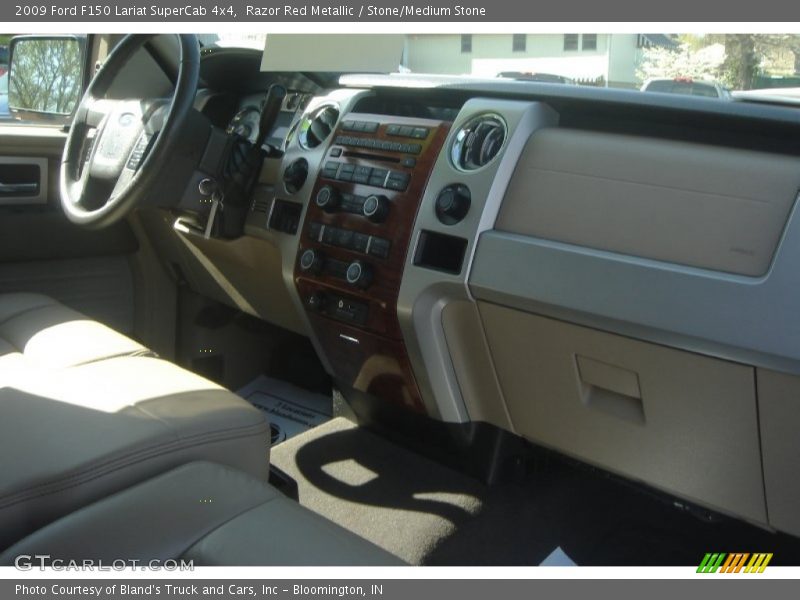 Razor Red Metallic / Stone/Medium Stone 2009 Ford F150 Lariat SuperCab 4x4
