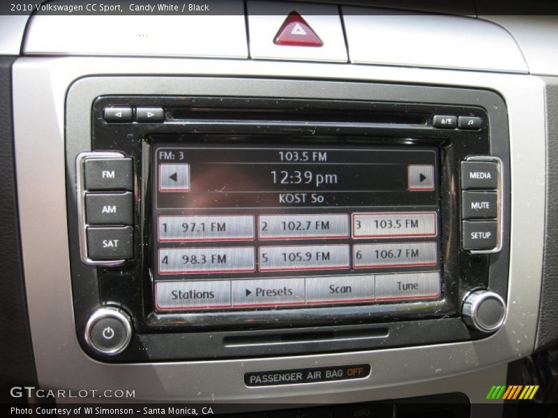 Candy White / Black 2010 Volkswagen CC Sport