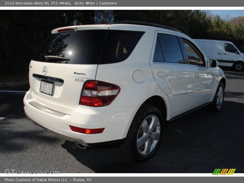Arctic White / Cashmere 2010 Mercedes-Benz ML 350 4Matic