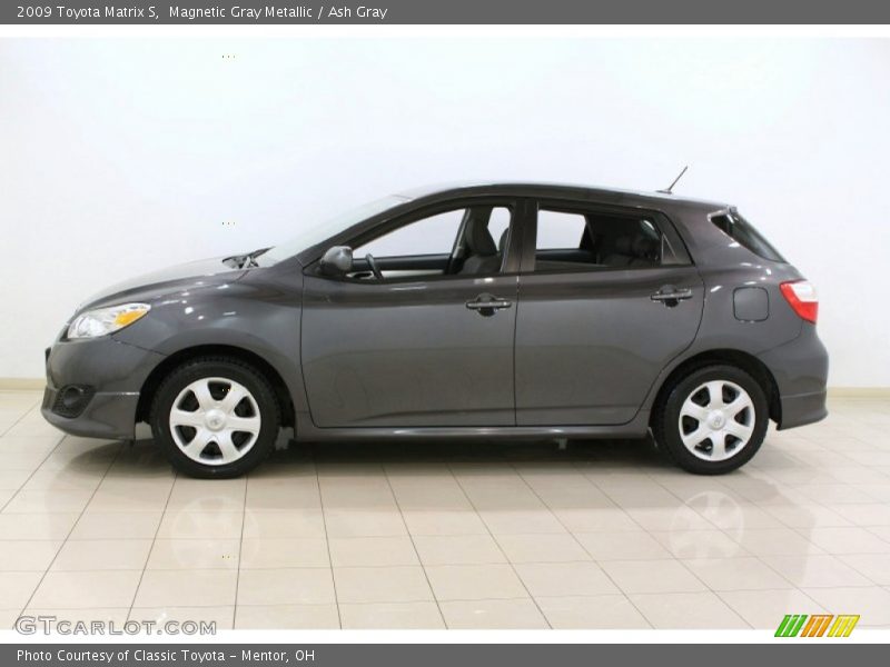 Magnetic Gray Metallic / Ash Gray 2009 Toyota Matrix S