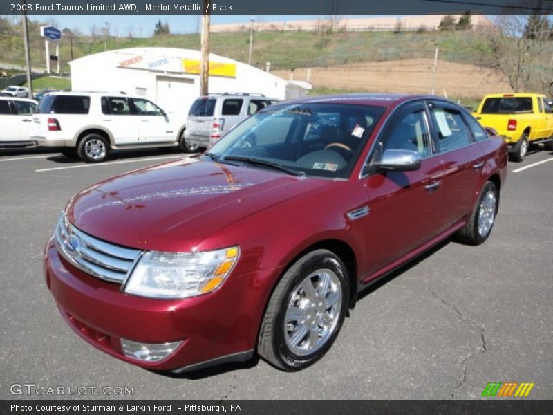 Front 3/4 View of 2008 Taurus Limited AWD