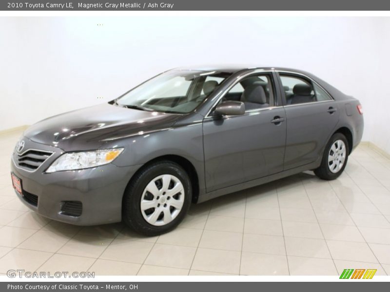 Magnetic Gray Metallic / Ash Gray 2010 Toyota Camry LE