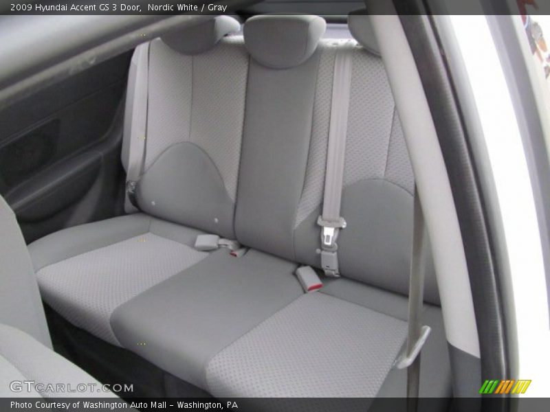 Nordic White / Gray 2009 Hyundai Accent GS 3 Door