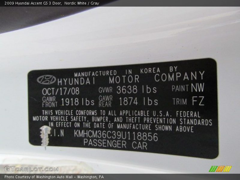 Nordic White / Gray 2009 Hyundai Accent GS 3 Door