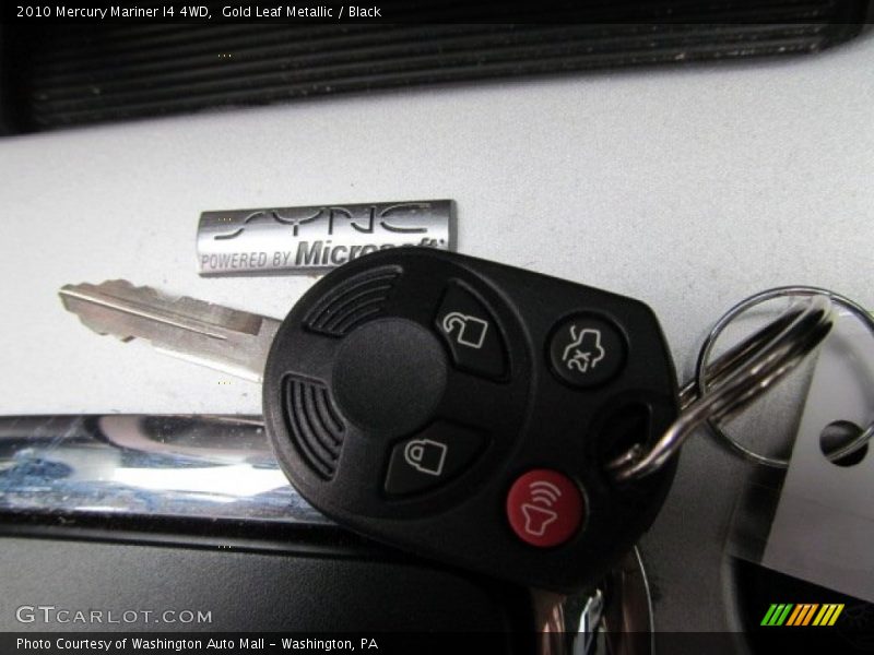 Gold Leaf Metallic / Black 2010 Mercury Mariner I4 4WD