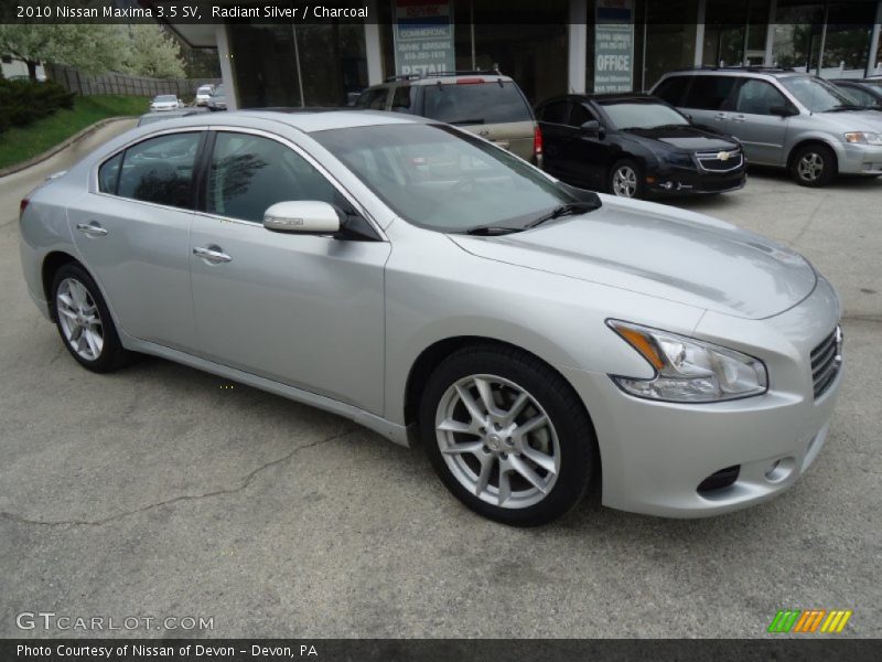 Radiant Silver / Charcoal 2010 Nissan Maxima 3.5 SV