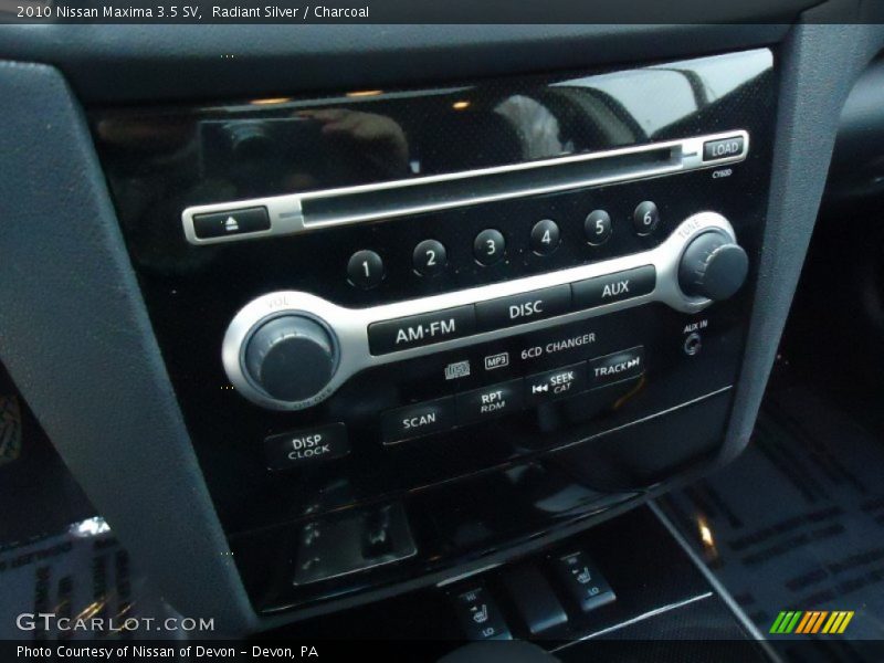 Radiant Silver / Charcoal 2010 Nissan Maxima 3.5 SV