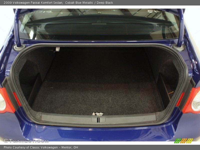 Cobalt Blue Metallic / Deep Black 2009 Volkswagen Passat Komfort Sedan