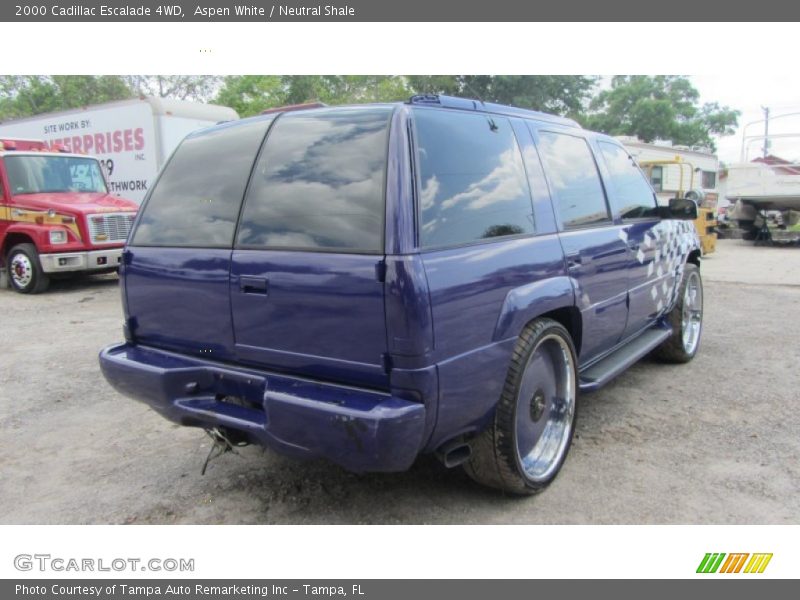 Aspen White / Neutral Shale 2000 Cadillac Escalade 4WD