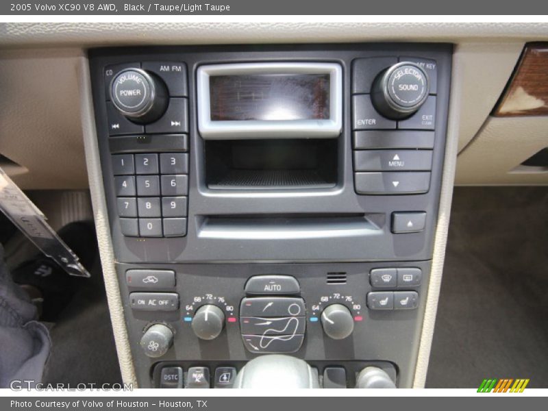 Black / Taupe/Light Taupe 2005 Volvo XC90 V8 AWD