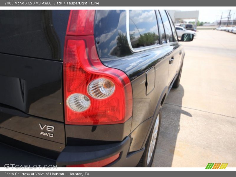 Black / Taupe/Light Taupe 2005 Volvo XC90 V8 AWD