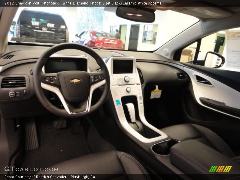 White Diamond Tricoat / Jet Black/Ceramic White Accents 2012 Chevrolet Volt Hatchback