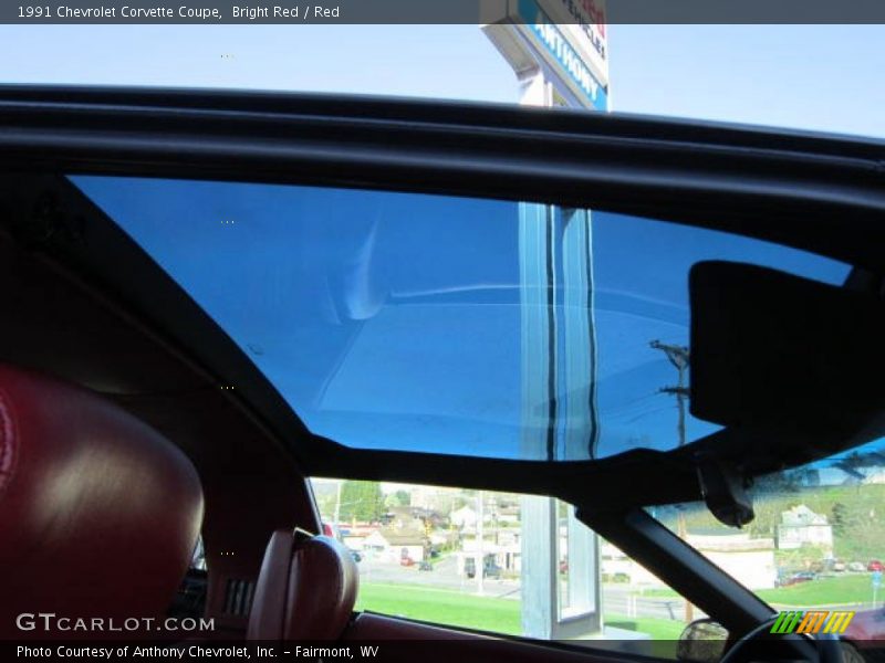 Bright Red / Red 1991 Chevrolet Corvette Coupe