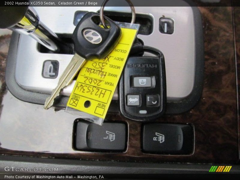 Celadon Green / Beige 2002 Hyundai XG350 Sedan