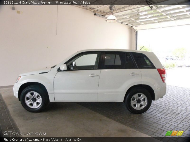 White Water Pearl / Beige 2011 Suzuki Grand Vitara Premium