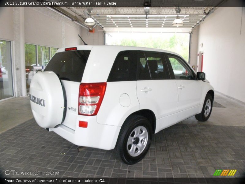 White Water Pearl / Beige 2011 Suzuki Grand Vitara Premium