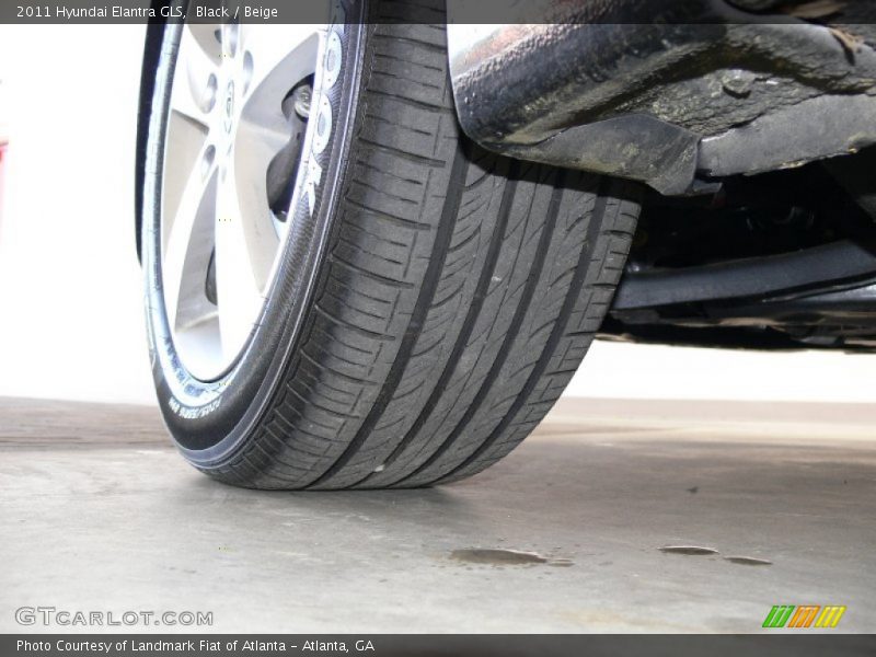 Black / Beige 2011 Hyundai Elantra GLS