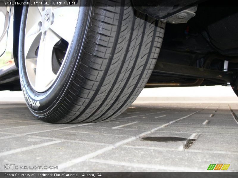 Black / Beige 2011 Hyundai Elantra GLS