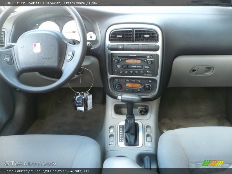 Cream White / Gray 2003 Saturn L Series L300 Sedan