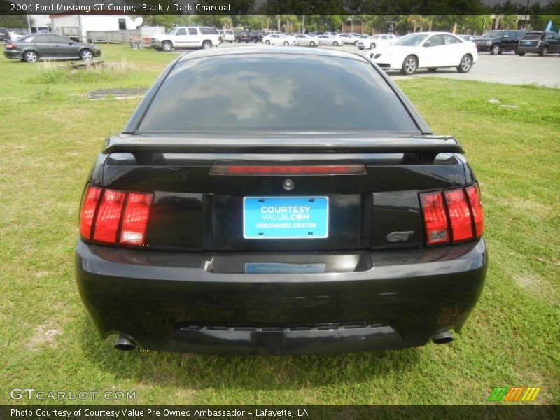 Black / Dark Charcoal 2004 Ford Mustang GT Coupe