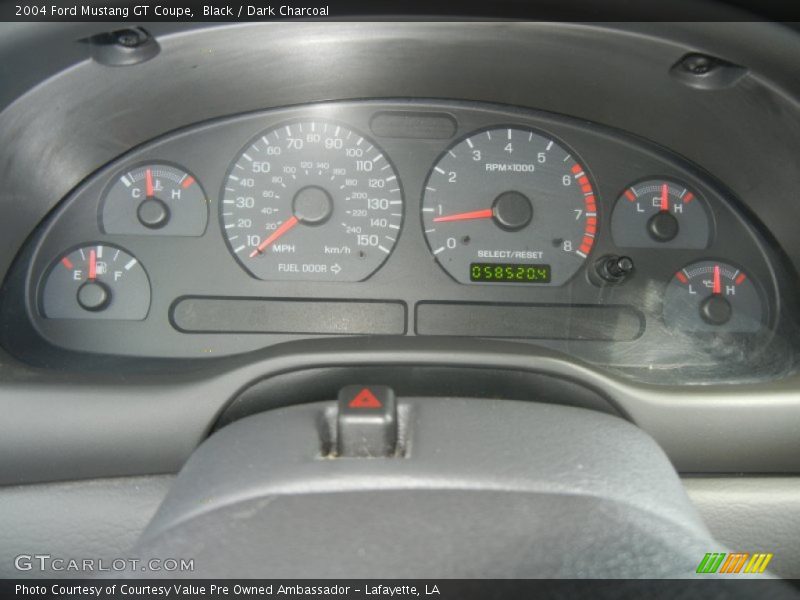 Black / Dark Charcoal 2004 Ford Mustang GT Coupe