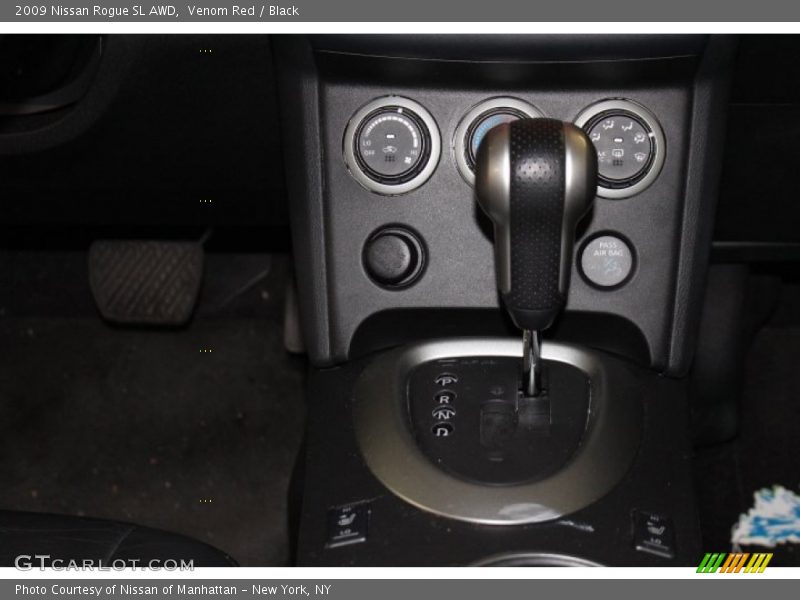 Venom Red / Black 2009 Nissan Rogue SL AWD