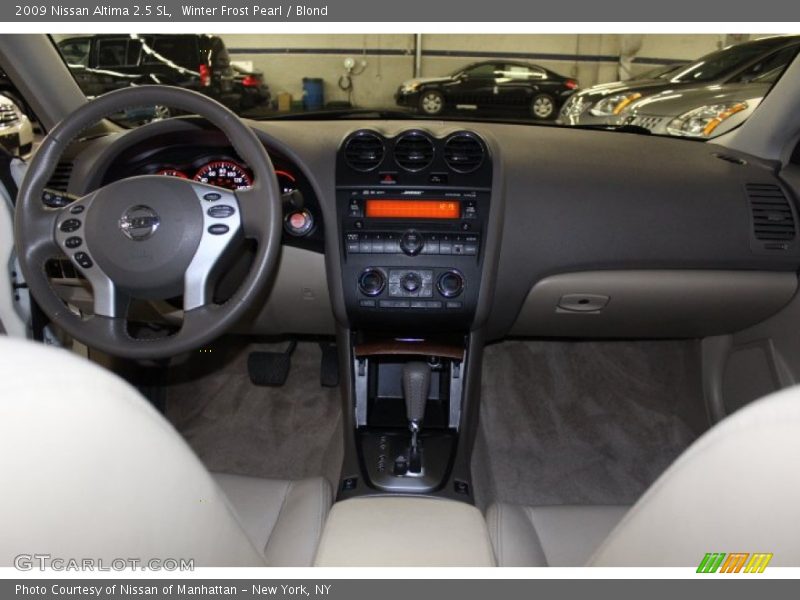 Winter Frost Pearl / Blond 2009 Nissan Altima 2.5 SL
