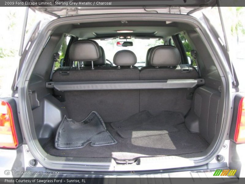  2009 Escape Limited Trunk