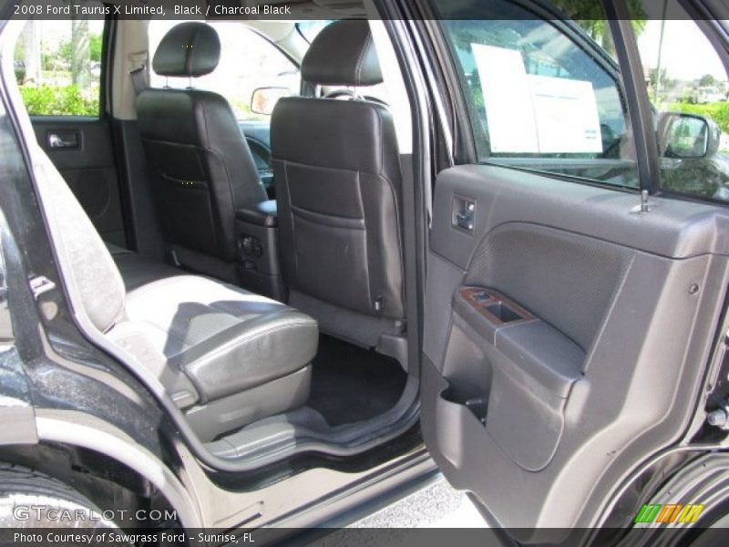 Black / Charcoal Black 2008 Ford Taurus X Limited