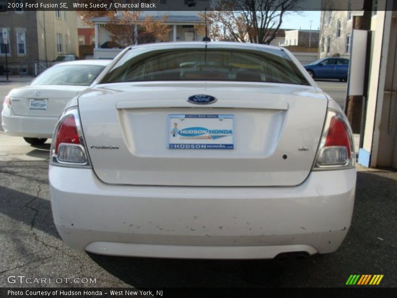 White Suede / Charcoal Black 2009 Ford Fusion SE