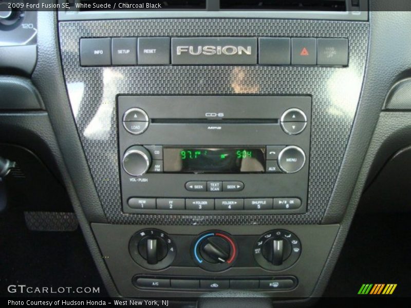 White Suede / Charcoal Black 2009 Ford Fusion SE