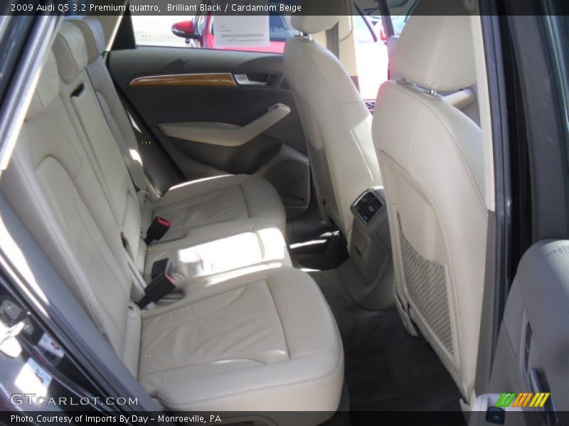 Brilliant Black / Cardamom Beige 2009 Audi Q5 3.2 Premium quattro