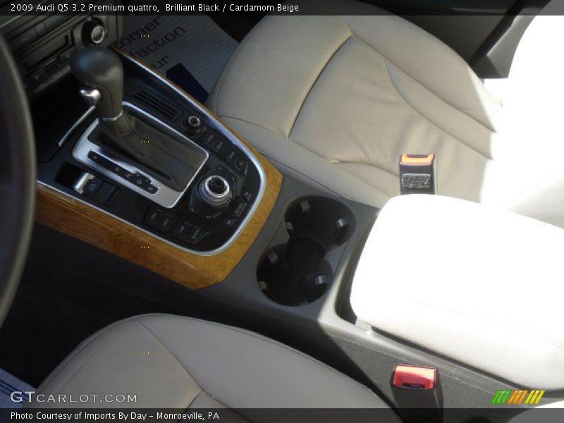 Brilliant Black / Cardamom Beige 2009 Audi Q5 3.2 Premium quattro