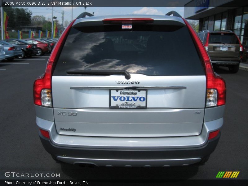 Silver Metallic / Off Black 2008 Volvo XC90 3.2