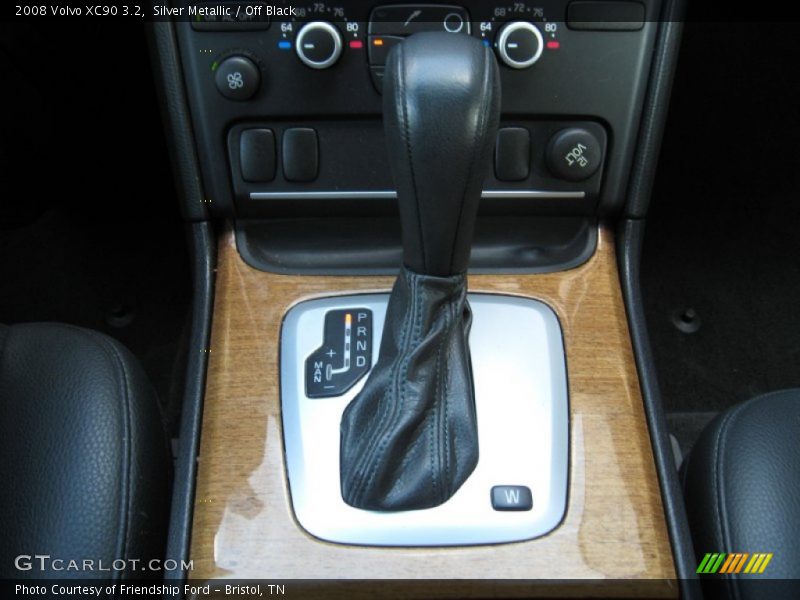Silver Metallic / Off Black 2008 Volvo XC90 3.2