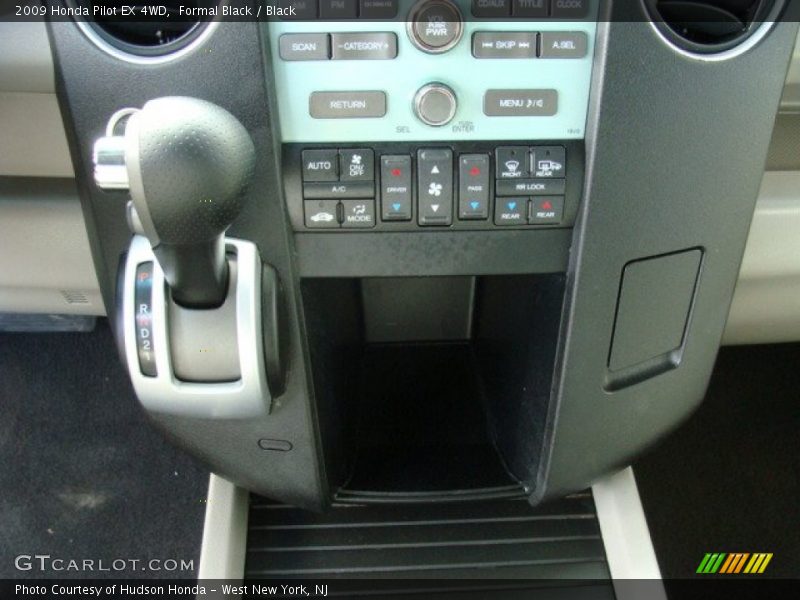 Formal Black / Black 2009 Honda Pilot EX 4WD