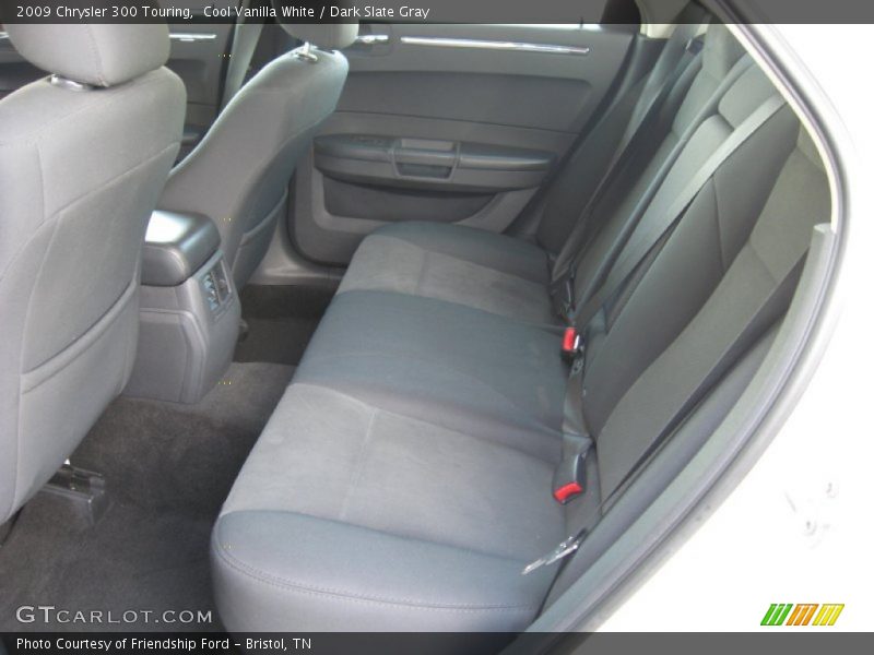 Cool Vanilla White / Dark Slate Gray 2009 Chrysler 300 Touring