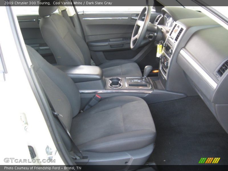 Cool Vanilla White / Dark Slate Gray 2009 Chrysler 300 Touring