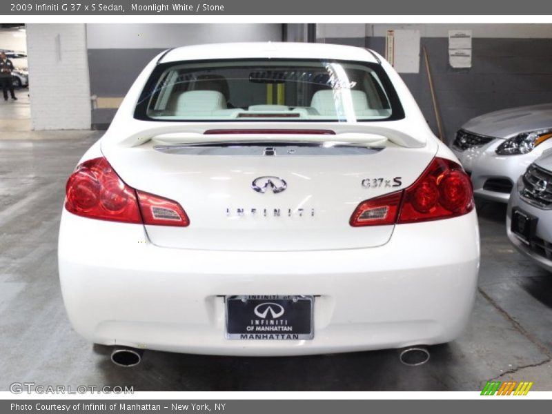 Moonlight White / Stone 2009 Infiniti G 37 x S Sedan