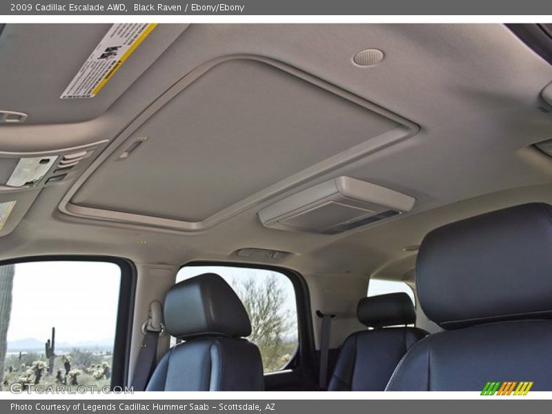 Sunroof of 2009 Escalade AWD