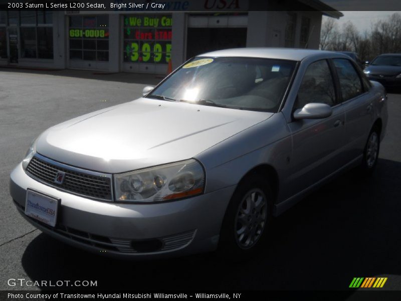 Bright Silver / Gray 2003 Saturn L Series L200 Sedan