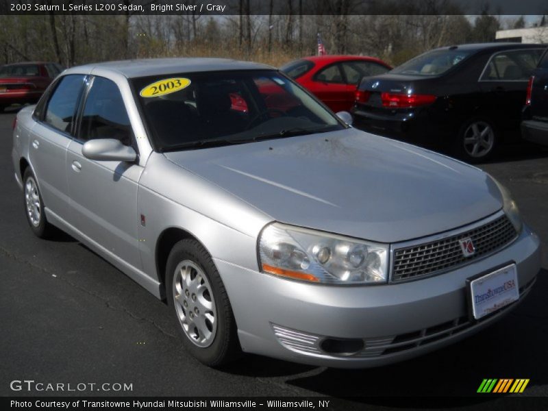 Bright Silver / Gray 2003 Saturn L Series L200 Sedan
