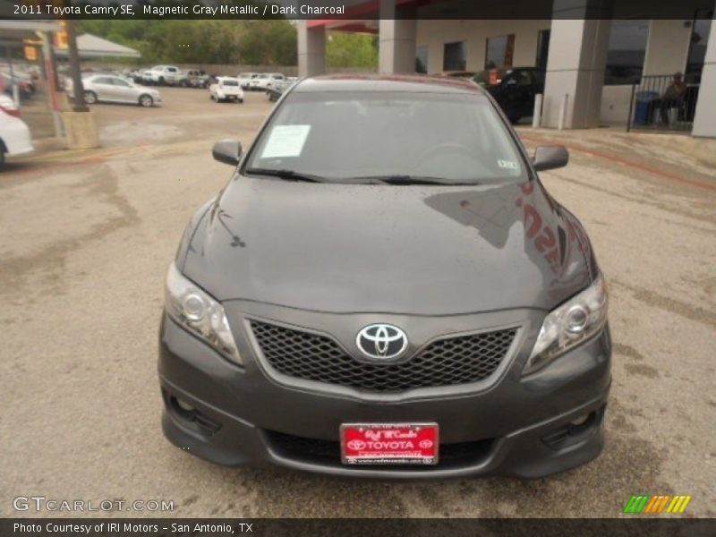 Magnetic Gray Metallic / Dark Charcoal 2011 Toyota Camry SE