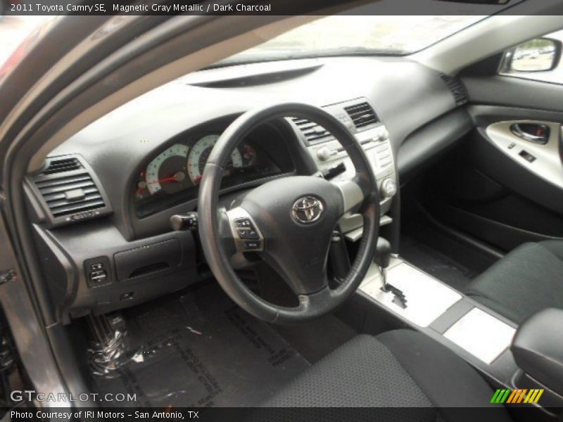 Magnetic Gray Metallic / Dark Charcoal 2011 Toyota Camry SE