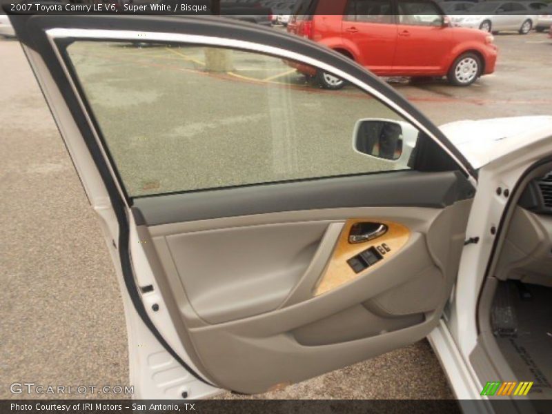 Super White / Bisque 2007 Toyota Camry LE V6