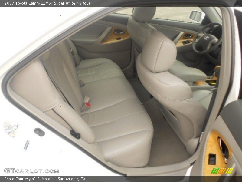 Super White / Bisque 2007 Toyota Camry LE V6
