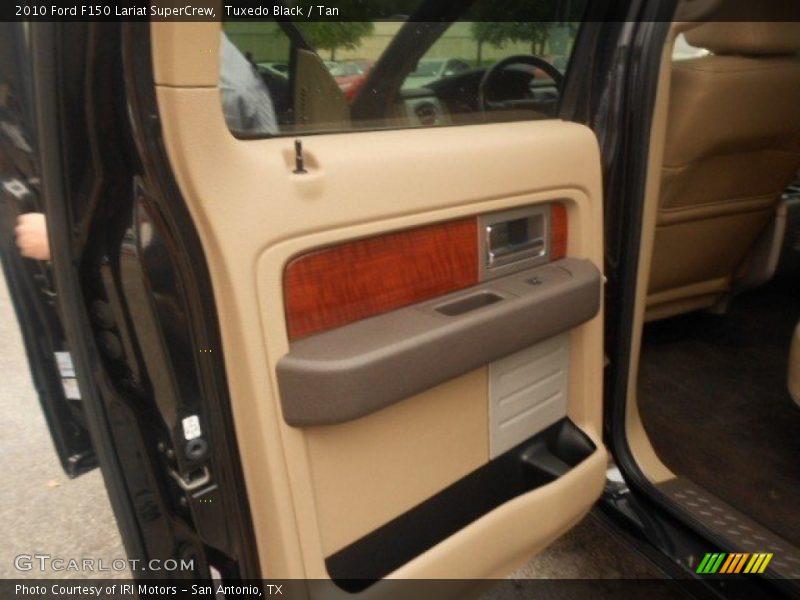 Tuxedo Black / Tan 2010 Ford F150 Lariat SuperCrew