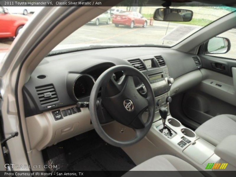 Classic Silver Metallic / Ash 2011 Toyota Highlander V6